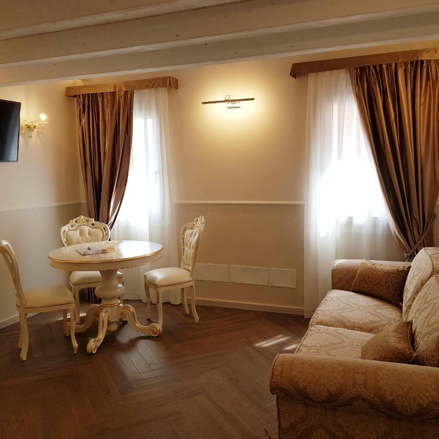 Ca' Vittoria Boutique House Apartsuite Chioggia Zewnętrze zdjęcie