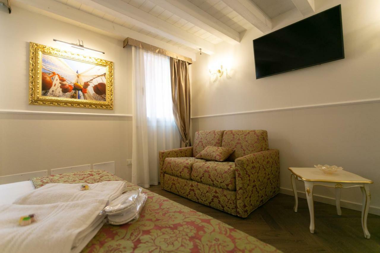 Ca' Vittoria Boutique House Apartsuite Chioggia Zewnętrze zdjęcie